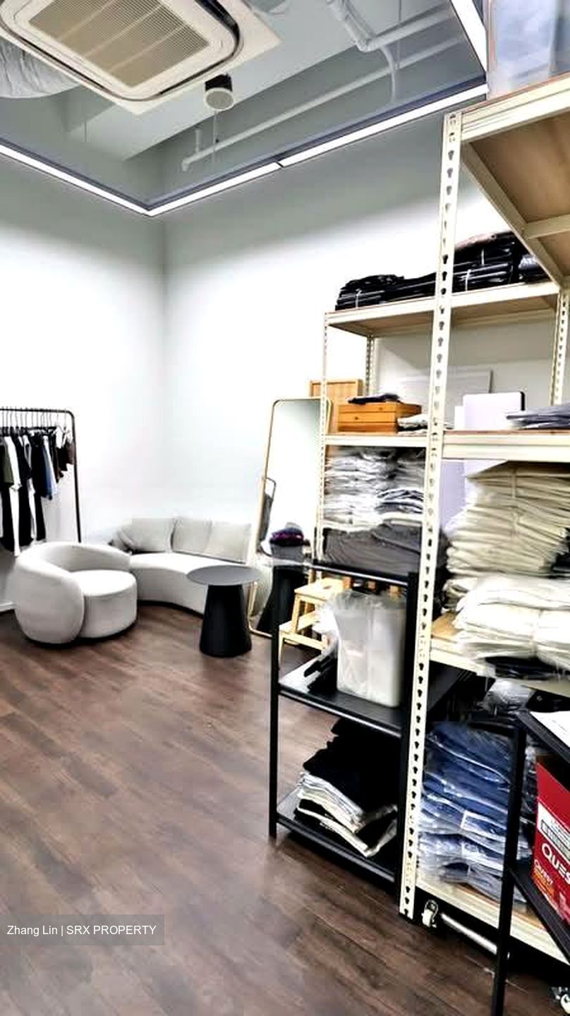 Oxley Tower (D1), Retail #538459291